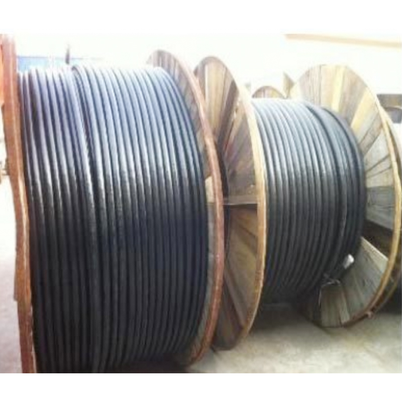 Special carbon black for wires and cables